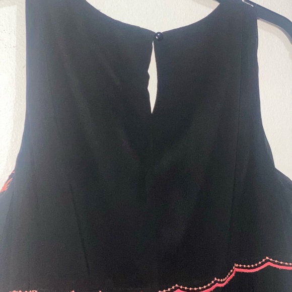 Black mini Dress - Picture 3 of 5